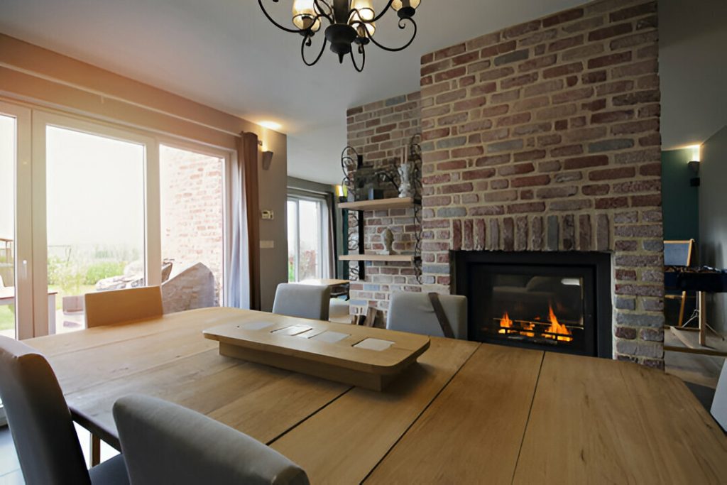 Fireplace facing
